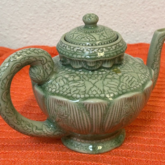 Artisan Green Ceramic Teapot - Picture 3 of 5